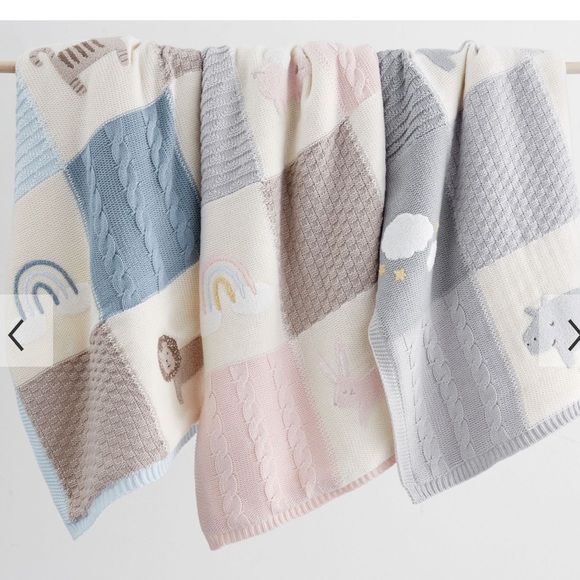 ✨EUC✨ Pottery Barn Hippo Heirloom Stroller Blanket - Picture 2 of 10